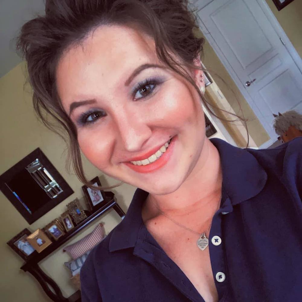 Meet your Posher, Caroline